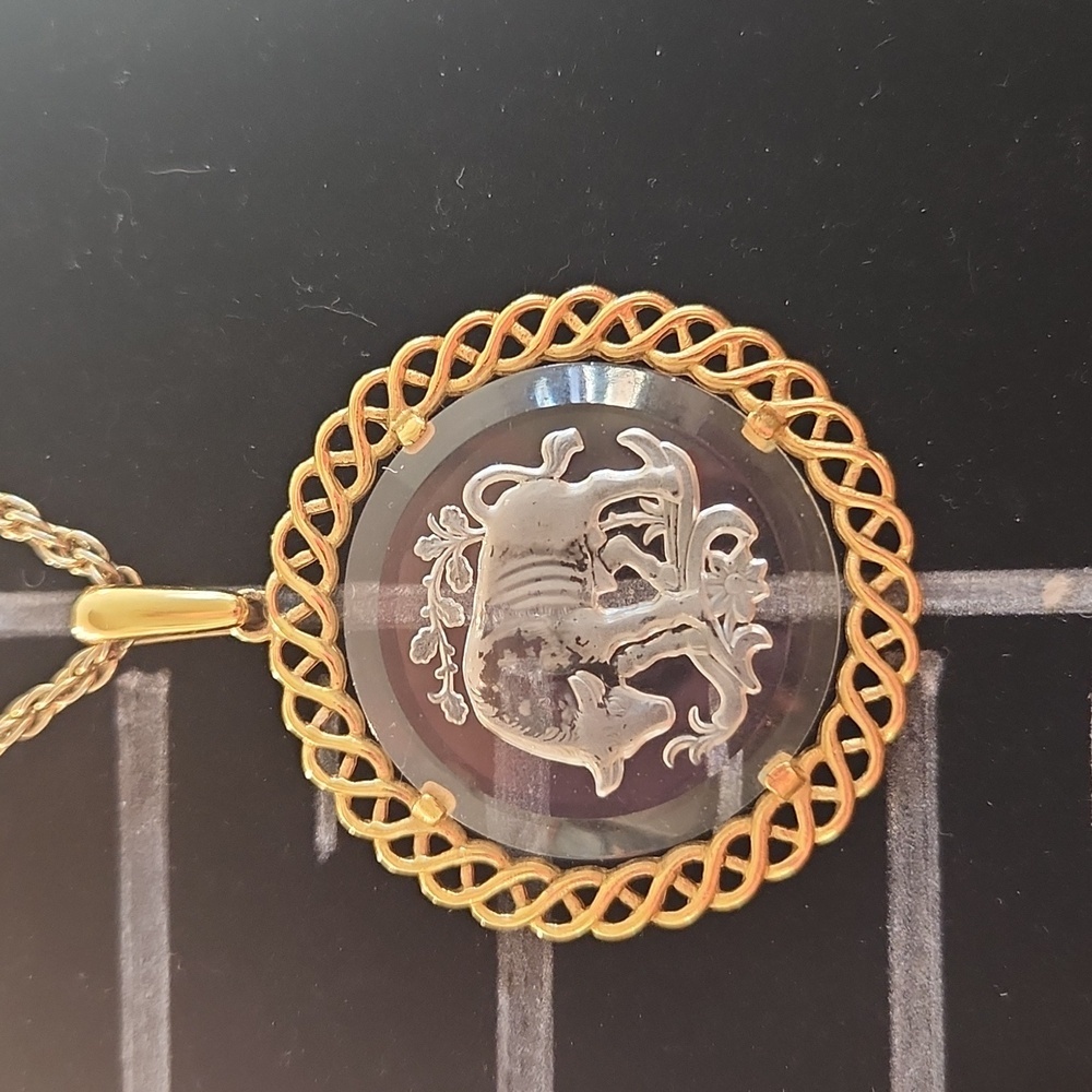 Crown Trifari Taurus astrology necklace